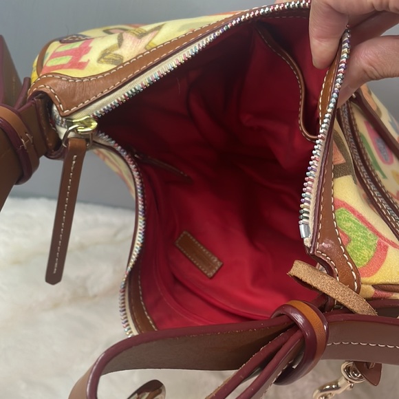 Like New, Auth Dooney and Bourke Circle Hobo Doodle Collection of 2006 rainbow - Picture 11 of 13